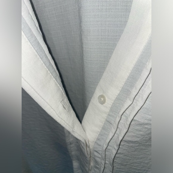 Vince Camuto Blouse - Picture 4 of 7